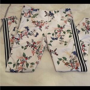 Athleta floral racing stripe leggings small